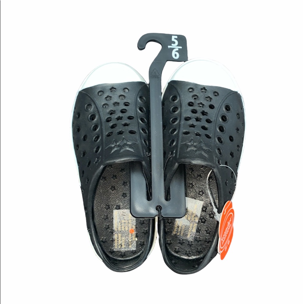 Wonder Nation Black Tennis Shoes 5-6 NEW